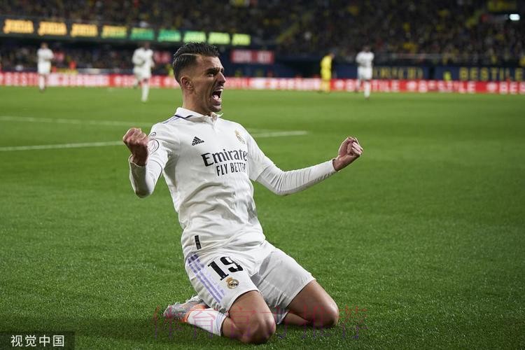 塞巴略斯拉拽加维头发 维尼修斯加入理论被莱万劝住